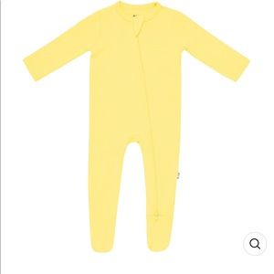 Kyte BABY Zippered Footie in Daffodil. Size 18-24m